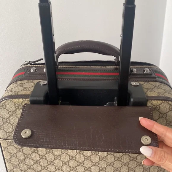 Gucci Carry On Small Luggage 2022 - Picture 14 of 15